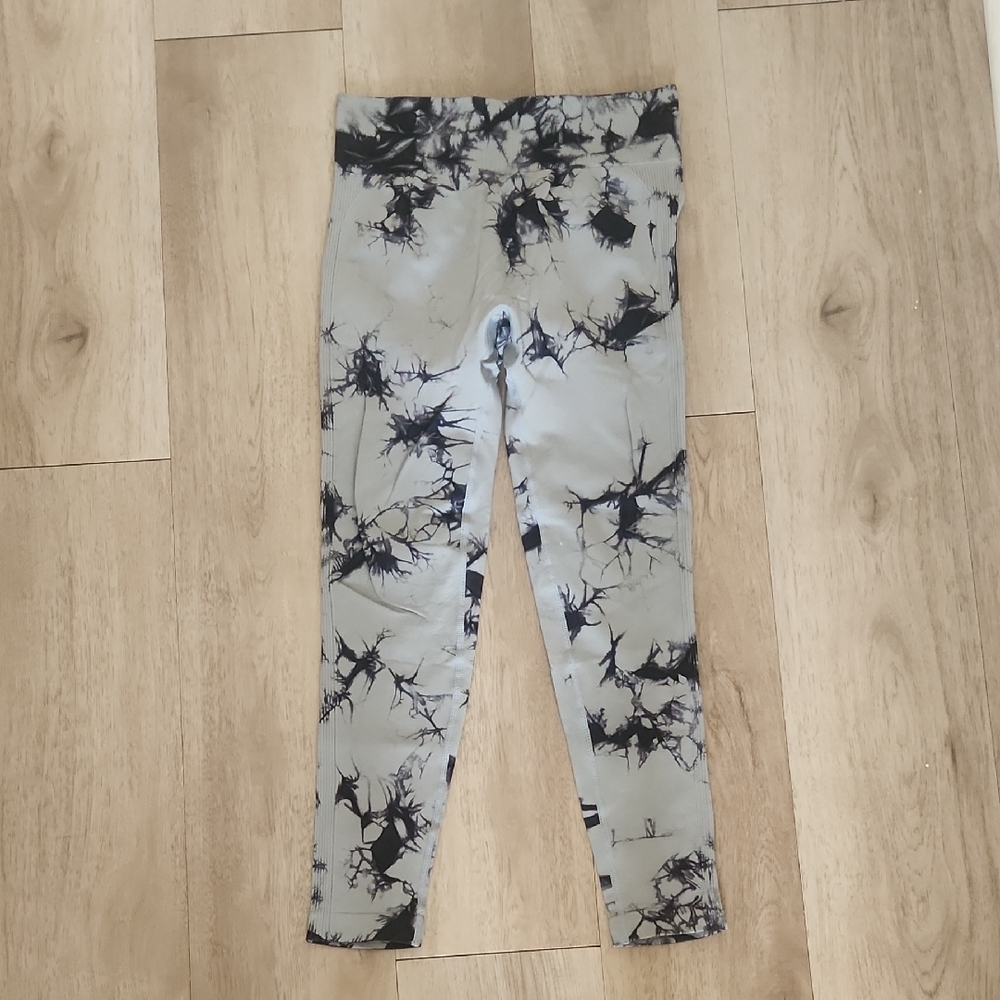 Grey And Navy Booty Lifting Leggings